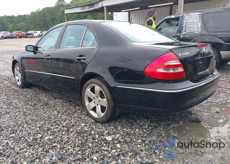 2003 Mercedes-Benz E 500 z USA, uszkodzony, nr VIN WDBUF70J73A125902